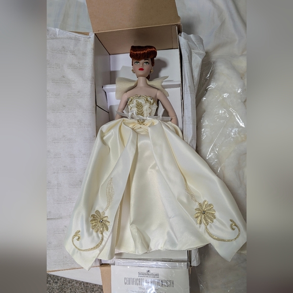 Madra Lord “First Encounter” Doll w/ COA | Debut Collection Ashton-Drake Gene - Picture 8 of 16